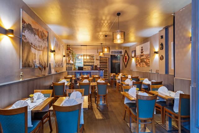 Himalayan Kitchen dining room